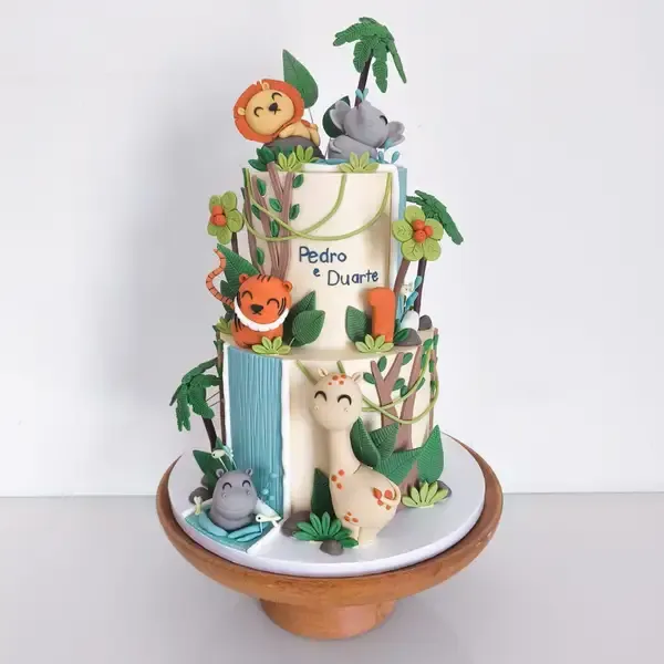 dazzling-cakes-24