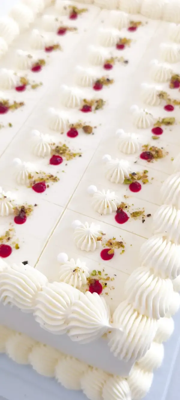 dazzling-cakes-6