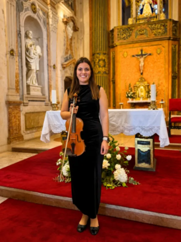 Teresa Julião - Violinista